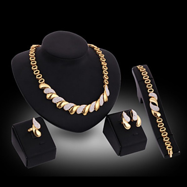 18K Gold Plated Choker Chunky Statement Necklace Jewelry Set For Women Multi Layer Necklace Gold  